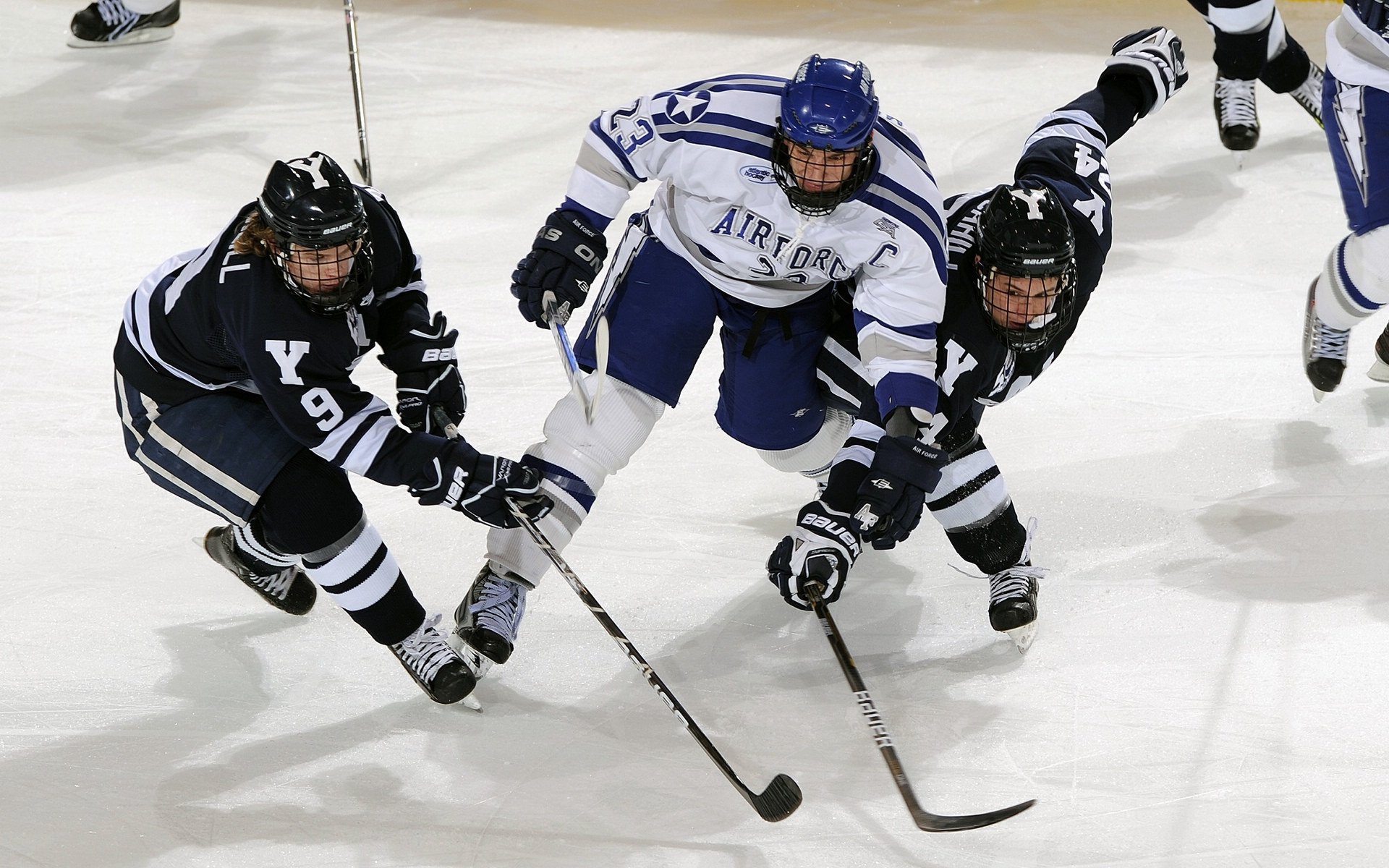 WRC世界赛车拉力赛,泥地赛段挑战极限,wrc拉力赛车队